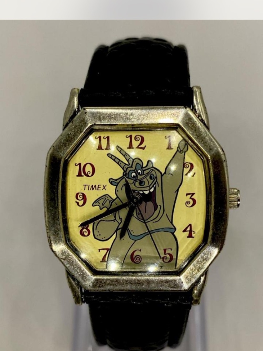 *** Disney ^^^ Timex *** Hunchback of Notre Dame *^* Collectors ***